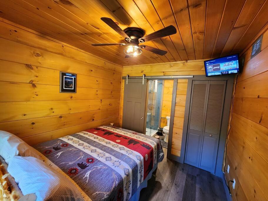 Dancing Bear Cabin- Relax & Enjoy! Sevierville Exteriör bild