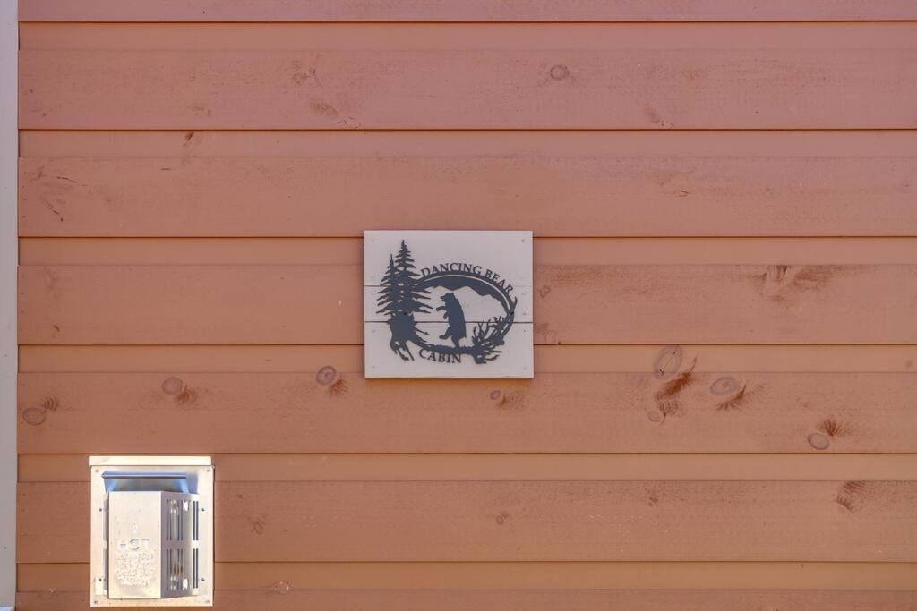 Dancing Bear Cabin- Relax & Enjoy! Sevierville Exteriör bild