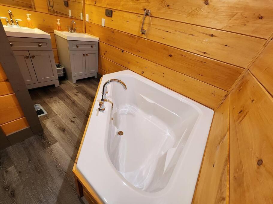 Dancing Bear Cabin- Relax & Enjoy! Sevierville Exteriör bild