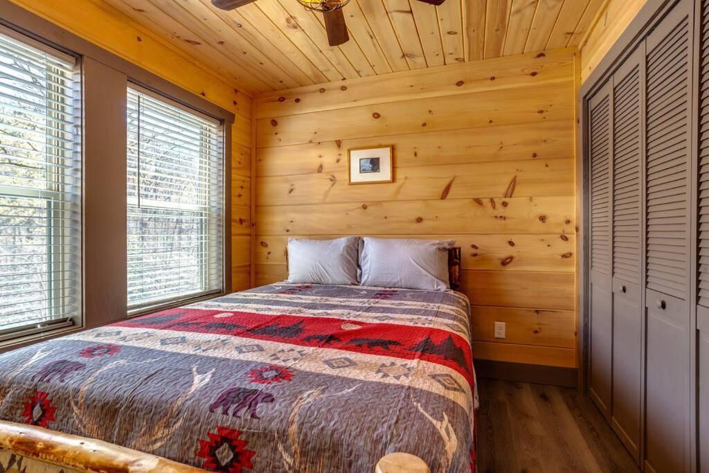 Dancing Bear Cabin- Relax & Enjoy! Sevierville Exteriör bild