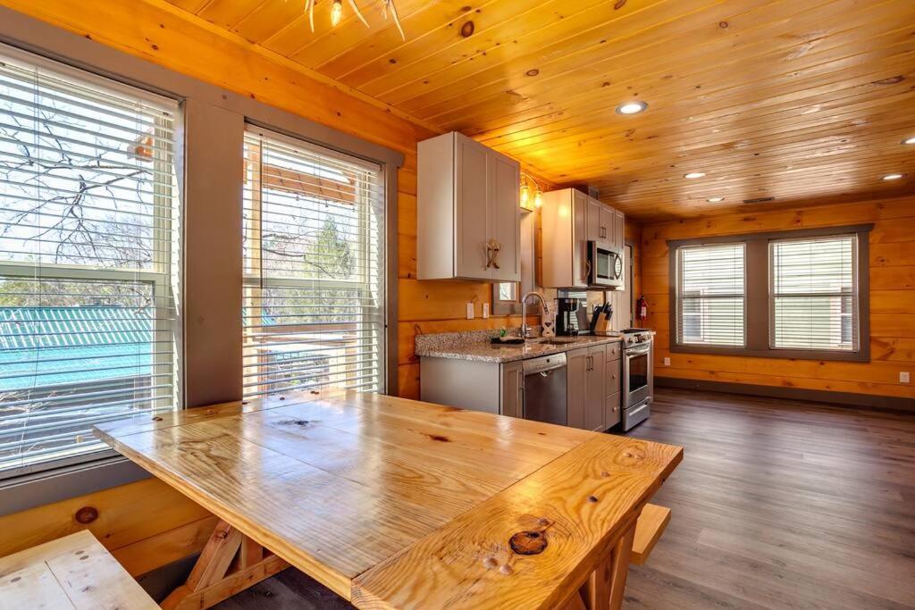 Dancing Bear Cabin- Relax & Enjoy! Sevierville Exteriör bild